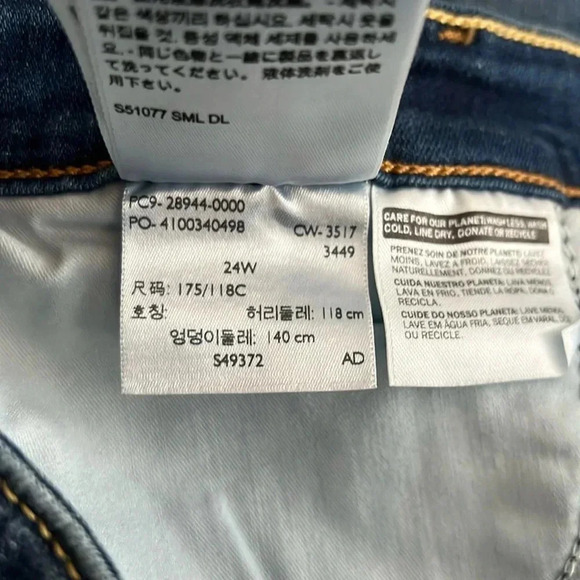 Levi’s Women’s Mid Rise Relaxed Tapered Leg Boyfriend Denim Jeans - Size 24W New - Picture 11 of 12